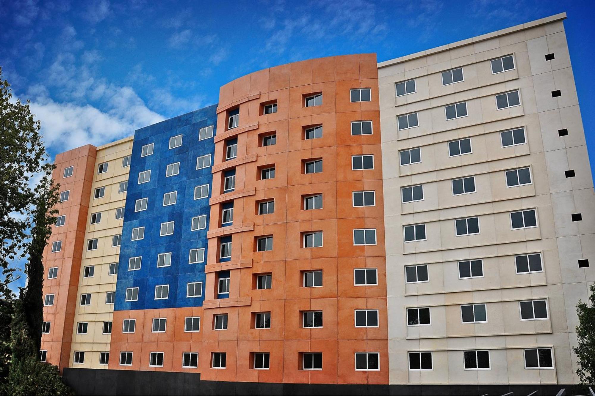 Courtyard Toluca Tollocan Εξωτερικό φωτογραφία