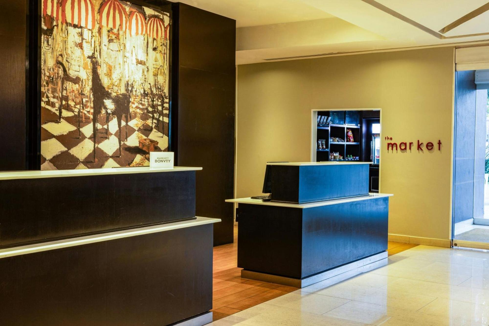 Courtyard Toluca Tollocan Εξωτερικό φωτογραφία